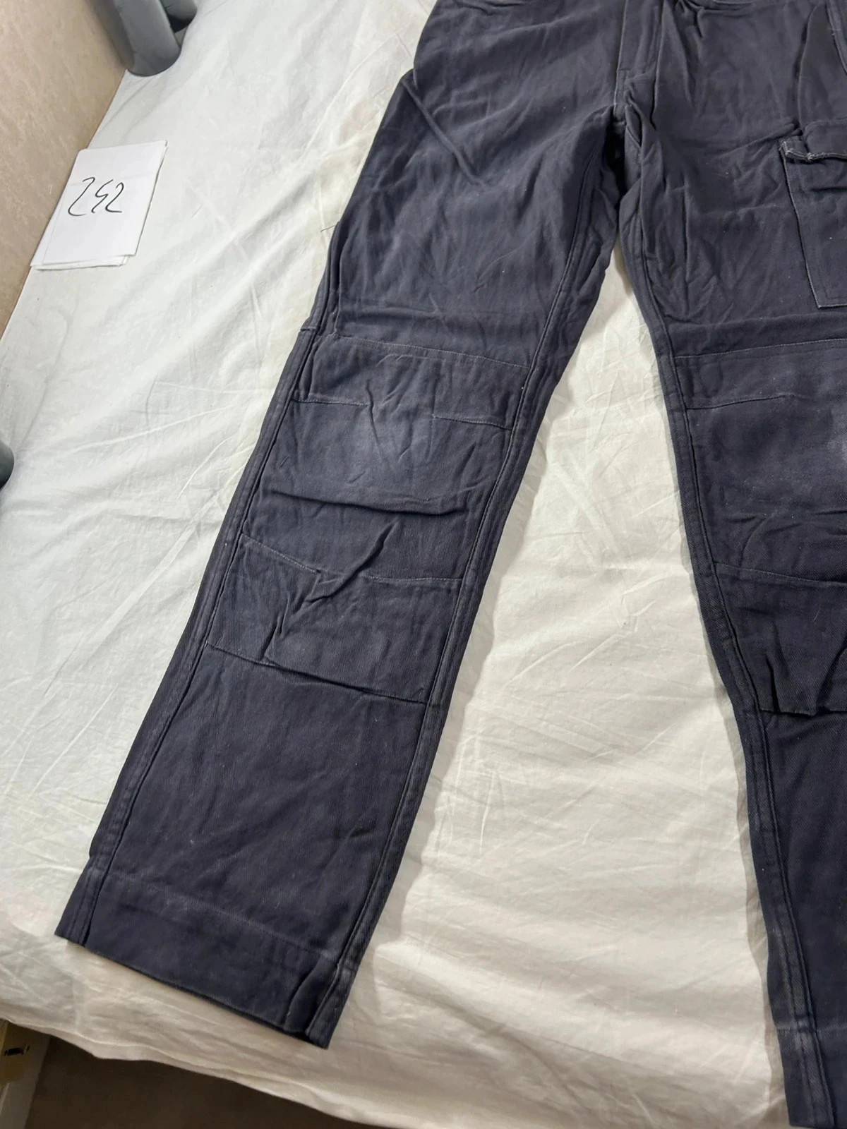 Black cargo pants work equipment – photo 4